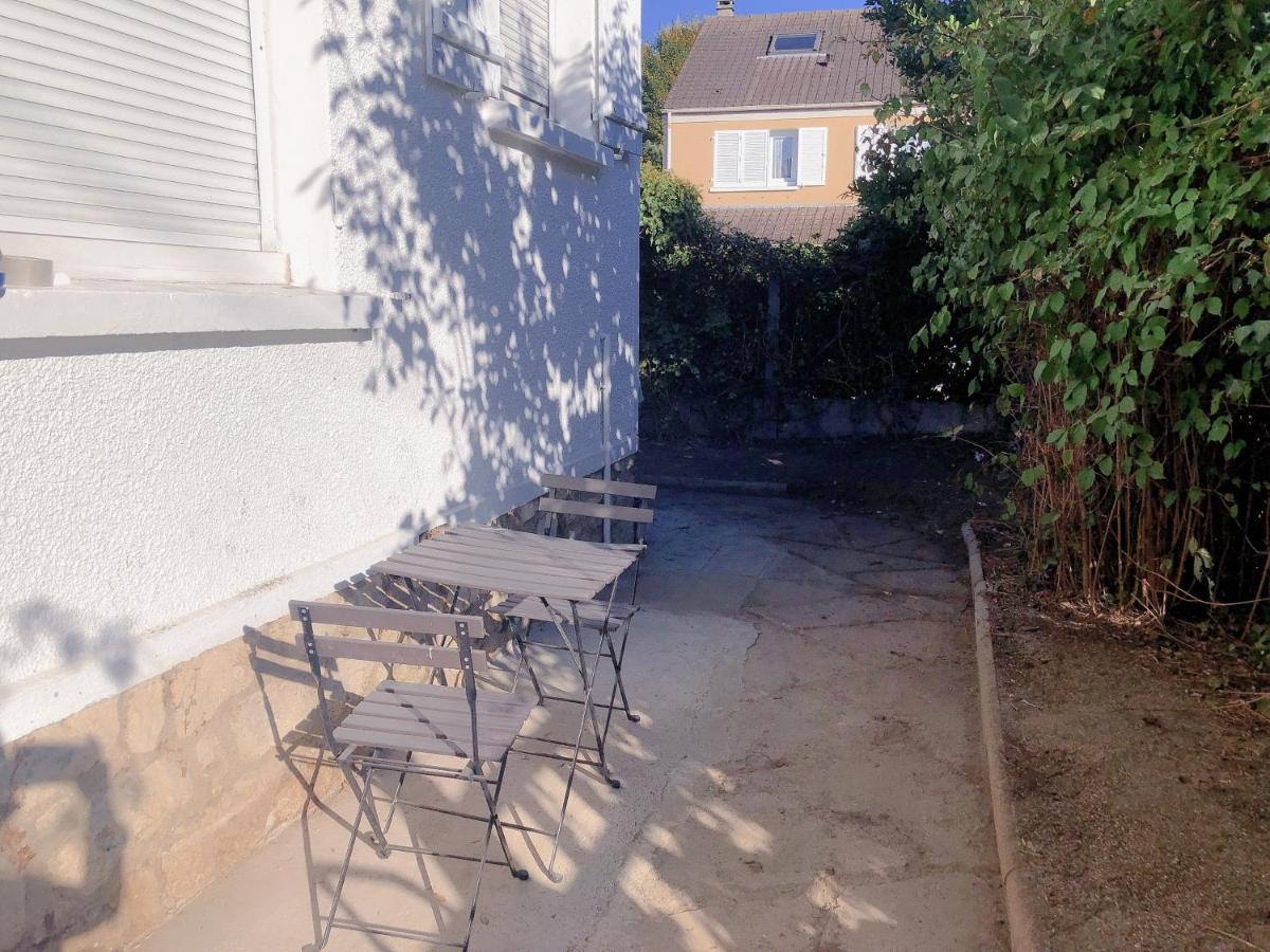 Petite Maison Avec Jardin Dans Banlieue De Paris Cormeilles-en-Parisis Εξωτερικό φωτογραφία