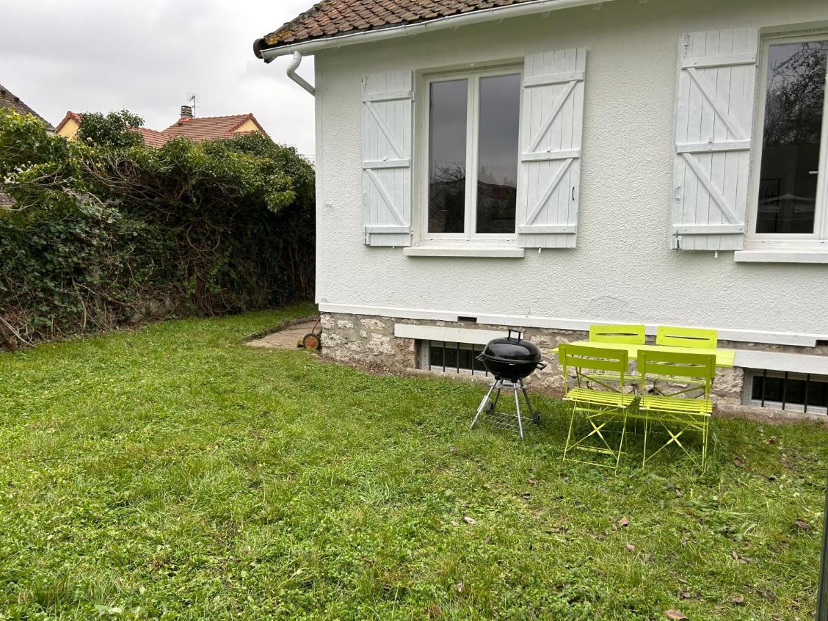 Petite Maison Avec Jardin Dans Banlieue De Paris Cormeilles-en-Parisis Εξωτερικό φωτογραφία